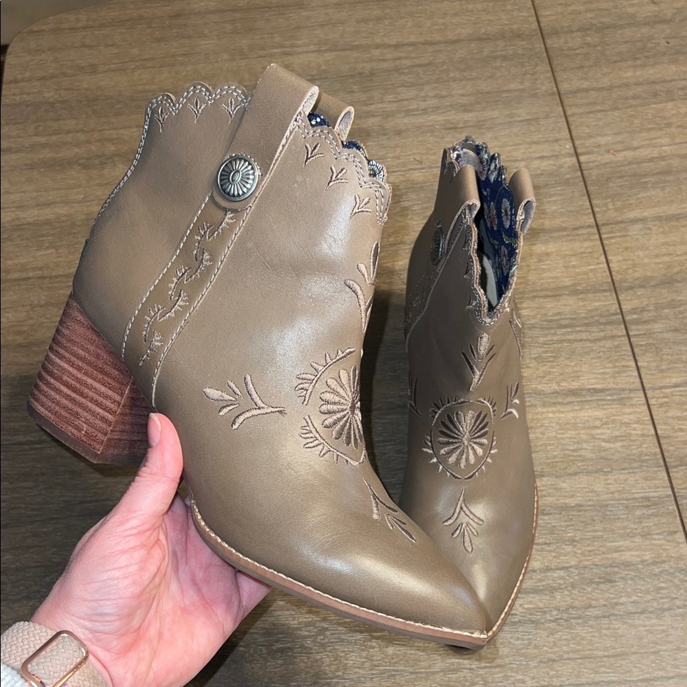 Seychelles Embroidered Taupe Ankle Boots